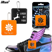 IRun personnalisé Logo creux étiquette en plastique Sneaker breloques pendentif lacets décoration porte-clés breloque pour accessoires de chaussures