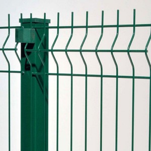 Panel de Malla Metálica Soldada Curvada en 3D con Recubrimiento de PVC Galvanizado de Alta Calidad, <span class=keywords><strong>Poste</strong></span> con Puertas de <span class=keywords><strong>Madera</strong></span> Tratadas Térmicamente - Product Image 2
