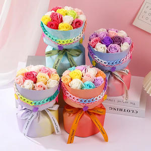 Bouquet de roses éternelles en savon simulé, cadeau de la Saint-Valentin, seau de fleurs en savon, souvenir pour la Journée de la Femme - Product Image 1