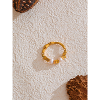 JINYOU 4740 Neuankömmling Natur perlen ring Elastischer goldener Edelstahl verstellbarer Ring für Damen fingers chmuck