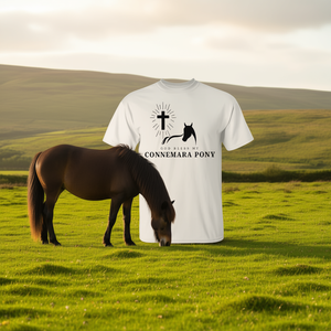 T-shirt God Bless My Connemara Pony pour les amoureux des chevaux - Product Image 1