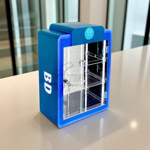 Présentoir de bureau en acrylique PMMA personnalisé en usine avec éclairage LED pour cigares, snus, tabac et produits de fumée - Vente - Product Image 2