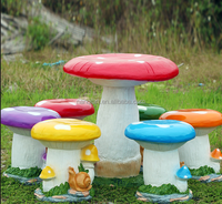Modernes Kreatives Hochwertiges Fiberglas-Ei-Stuhl-Tisch-Statue-Bank-Set für Einkaufszentren, Außenbereiche und Gartendekoration
