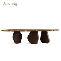 Ensemble de table à manger de restaurant de luxe moderne, meubles, plateau en métal doré, table à manger complète