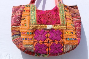 Bolso Jaipuri Banjara Ligero de Uso Diario para Mujer, Bolso de Hombro de Algodón con Flores Bordadas a Mano, Estilo Étnico Indio - Product Image 5