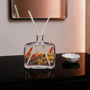 Luxury Flat Square Glass <b>Reed</b> <b>Diffuser</b> Set With Dried Flowers <b>For</b> Modern Home Decor Wholesale Private Label Premium Realistic - Product Image 4