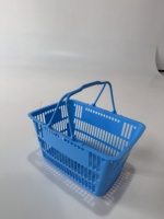 Paniers de courses en plastique portables de grande capacité personnalisables pour supermarchés