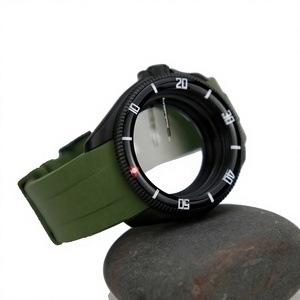 Bracelet de montre SKX007 en caoutchouc vulcanisé vert avec boucle solide, trous de 1,8 mm et 2,5 mm, largeur de 22 mm - Product Image 1