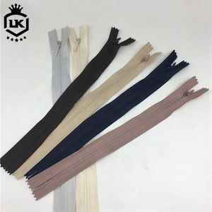 LanKe Venta al por mayor No.3 Estuche de almacenamiento invisible Cremallera Cinta invisible Cremallera de <span class=keywords><strong>nylon</strong></span> para ropa Vestidos Prendas - Product Image 6