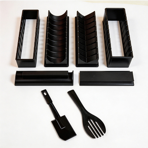 <span class=keywords><strong>Kit</strong></span> d'outils <span class=keywords><strong>pour</strong></span> faire des sushis Newell Multi Shape, 10 pièces, y compris des moules carrés, en forme de cœur et en forme de Mickey <span class=keywords><strong>pour</strong></span> des sushis faits <span class=keywords><strong>maison</strong></span>, des rouleaux de <span class=keywords><strong>sushi</strong></span> et des aliments <span class=keywords><strong>pour</strong></span> bébés - Product Image 2