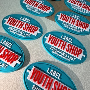 Parches de silicona personalizados de alta calidad, impresión de logotipo 3D, etiquetas de transferencia de calor, parches de TPU, adecuados para ropa de marca, etiquetas. - Product Image 2