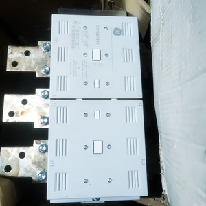 Contacteur universel CK13BA300 CK13BA311N 1250A 220-240VAC/DC - Product Image 3
