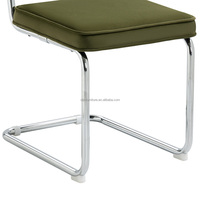 Meubles de salle à manger rembourrés en tissu blanc nordique moderne de luxe chaises de salle à manger en tissu de velours pieds chromés pour table à manger