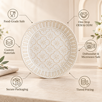 Assiette en céramique élégante à motifs floraux en relief pour servir gâteaux et desserts, thé de l'après-midi, repas au café et décoration de fête de mariage