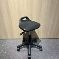 Chaise d'atelier de moulage intégrée en PU pragmatique avec support lombaire, tabourets rotatifs pour usine de magasin de chaîne de caissier de supermarché