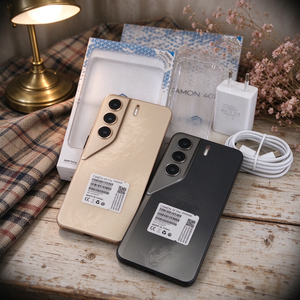 ขายส่งสมาร์ทโฟน Comon 40 Pro 1TB หน้าจอ 7.3 นิ้ว 16+1TB 5G 108MP Android15 แบตเตอรี่ 6900mAh จอ OLED 144Hz Deca Core CDMA - Product Image 4