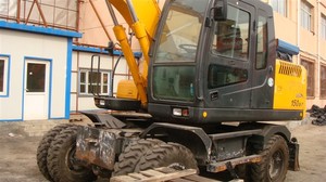 Excavadora de orugas multifunción de Corea Original usada Hyundai 150-9 de alta eficiencia Hyundai en buenas condiciones a la venta - Product Image 4