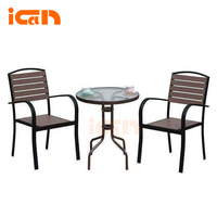 Nouvel ensemble de meubles de jardin en bois : table et chaises, ensemble de chaises bistrot en bois, ensemble de meubles de restaurant d'extérieur