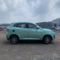 Nouveau véhicule électrique SUV mini chinois à grande vitesse avec quatre roues, direction à gauche, fonctionnalités de haute technologie, véhicules à énergie nouvelle