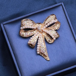 Broche de lazo de diamantes de imitación exquisito de alta calidad, accesorios de <span class=keywords><strong>ropa</strong></span> de <span class=keywords><strong>mujer</strong></span> de moda Vintage - Product Image 3
