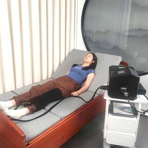 <span class=keywords><strong>2025</strong></span> Trending Intelligente Temperatuurregeling Warme Koude Compressietherapie Machine Snelle Koeling/Verwarming Voor Kniepijnverlichting - Product Image 1