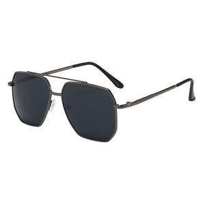 Gafas de Sol de Piloto, Económicas, Modernas, Deportivas, al por Mayor, Clásicas, de Metal para Mujer, Modernas, de Diseñador, Personalizadas para Hombre - Product Image 1