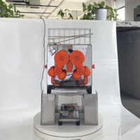 Professionele commerciële automatische sinaasappelpers-automaat met motor en hoge productiviteit