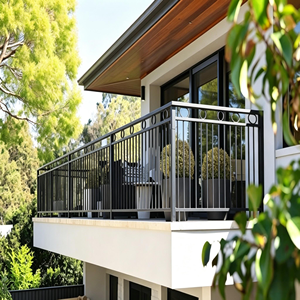 <span class=keywords><strong>Garde</strong></span>-<span class=keywords><strong>corps</strong></span> de balcon en métal en gros - Personnalisation de rampes et <span class=keywords><strong>garde</strong></span>-<span class=keywords><strong>corps</strong></span> d'escalier intérieurs, antirouille, résistant aux intempéries, facile à nettoyer - Product Image 1