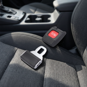 Hebilla Universal para Cinturón de Seguridad de Automóvil, Plástico Negro, Mecanismo de Liberación de Seguridad de 3 Puntos, Diseño de Botón de Presión, Resistencia a la Tensión de 1.5 Toneladas - Product Image 1