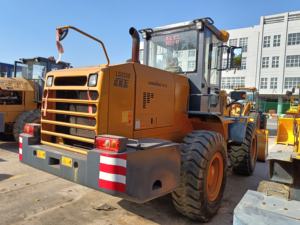 Chargeuse sur pneus d'occasion Chine Lonking LG833B LG833BG Mini chargeuse de 3 tonnes Bonne condition de fonctionnement Vente bon marché - Product Image 4