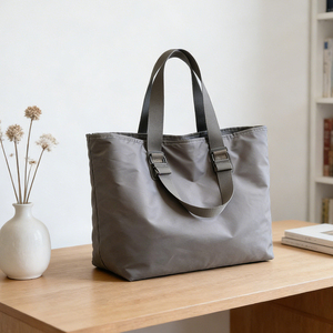 Borsa Tote Casual da Donna, Borsa a Spalla per Shopping, Lavoro e Uso Quotidiano, Compatta e Comoda, Grande Capacità - Product Image 4