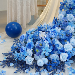 Décoration florale artificielle bleue pour table de mariage et événements, modèle Greenway Waterfall - Product Image 2
