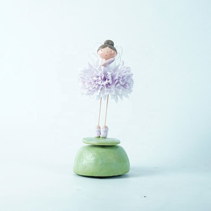 Décorations de bureau créatives en résine nouvelle maison elfe danse fleur <span class=keywords><strong>fée</strong></span> avec cloche de musique cadeau de vacances Sculpture modèle - Product Image 5