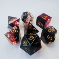 Ensemble de dés en résine bon marché personnalisés, polyédriques et colorés, pour les joueurs de D&D (Donjons et Dragons)