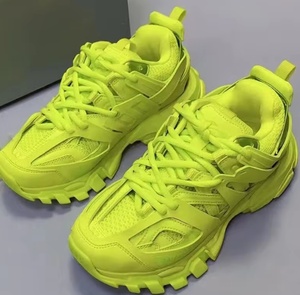 Chaussures de sport rétro originales de luxe, célèbres chaussures de créateur à LED, maille légère pour le printemps, l'été et l'automne - Product Image 4