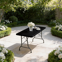 Table pliante rectangulaire moderne d'extérieur en plastique noir de 6 pieds, design pliable de haute qualité