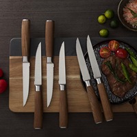 Ensemble de 6 couteaux à steak, acier inoxydable à haute teneur en carbone ultra-affûté, lames dentelées et manche en bois