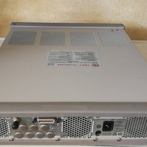 เครื่องกำเนิดสัญญาณพัลส์ Keysight 81110A ของแท้จากโรงงาน 165/330 MHz ผ่านการทดสอบในสภาพการทำงาน - Product Image 2