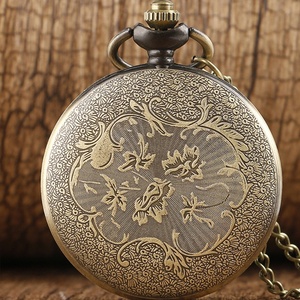 Nouvelle <span class=keywords><strong>montre</strong></span> de poche à quartz à cadran creux vintage en cuivre bronze antique à la mode personnalisée 45 mm Boîtier 3BAR Résistante à l'eau pour hommes - Product Image 3