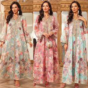 Nuevo Vestido Largo Holgado Estilo Árabe de Dubái, Abaya Musulmana para Mujer de Oriente Medio con Bordado Floral - Product Image 1