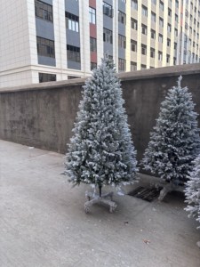 Árbol de Navidad Artificial al por Mayor de Fábrica, Color Blanco, Estilo Moderno, Multifuncional, Materiales Personalizados, Base de 240 cm, para Interiores - Product Image 3