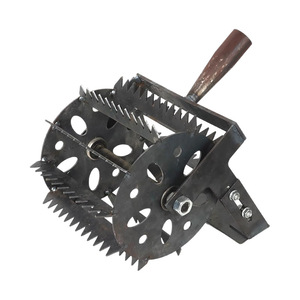 Azada Motorizada con Ruedas y Empuñadura, con Bordes Dentados y Ancho Ajustable para Eliminar Hierba, Remover Tierra y Uso Agrícola - Product Image 1