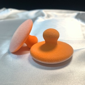 Thiết Kế Mới Không Latex Trang Điểm Miếng Bọt Biển Chiếc Đĩa Bay Phong Cách Khuôn Mặt Vẻ Đẹp Miếng Bọt Biển PU Chất Liệu Dễ Dàng Giữ Thiết Kế Mới Trang Điểm Miếng Bọt Biển Tốt Nhất - Product Image 1