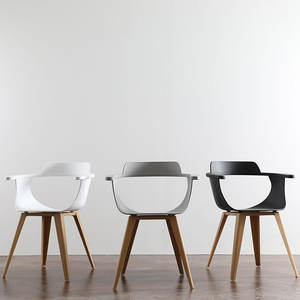 Modern Nordic <b>Chair</b> With <b>Plastic</b> Backrest And Wooden Legs Living Room <b>Chair</b> - Product Image 3