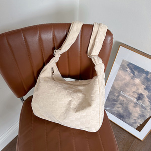 Sac messager pour femmes, motif losanges blanc cassé, sac à bandoulière de grande capacité pour un usage quotidien, été 2022 - Product Image 2