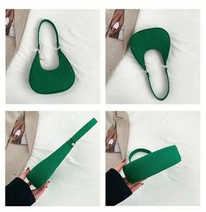 กระเป๋าถือแฟชั่นผู้หญิง I-0114 รุ่นใหม่สำหรับฤดูใบไม้ร่วงและฤดูหนาว ลายลูกกวาด สะพายไหล่แบบลำลอง ปิดด้วยซิป ทำจากหนัง PU สายสะพายโซ่เส้นเดียว - Product Image 6