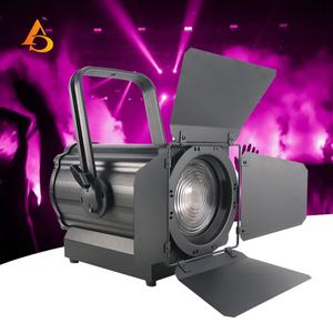 Venta al por mayor de fábrica: Nuevo foco LED Fresnel RGBWA UV de 300W con zoom para teatro - Product Image 2