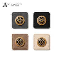 Fabricant d'étiquettes en cuir personnalisées OEM ODM APEX, logo de marque, foulards hijab, accessoires vestimentaires, patchs en cuir avec logo métallique