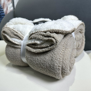 <strong>Teddy</strong> Plush Multifunctional Composite Blanket Home Office Autumn Winter Reverse Berber <strong>Fleece</strong> Blanket air Conditioning Blanket - Product Image 4