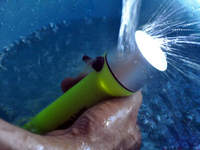 Lampe de plongée sous-marine en plastique étanche IP68, lampe de secours, la plus brillante au monde, lampe torche LED puissante